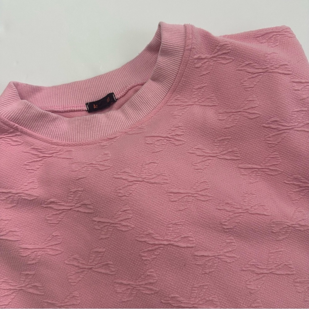 Angel Cult crewneck sweatshirt. Pink with bows, women’s size large